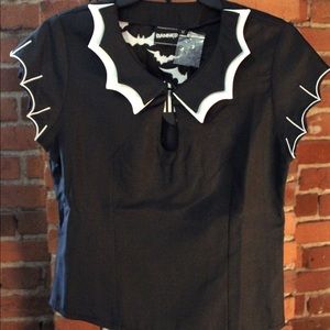 Banned Alternative Batting Eye-Lids Top